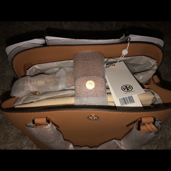 Tory Burch Robinson Triple Compartment Tote - Picture 3 of 8